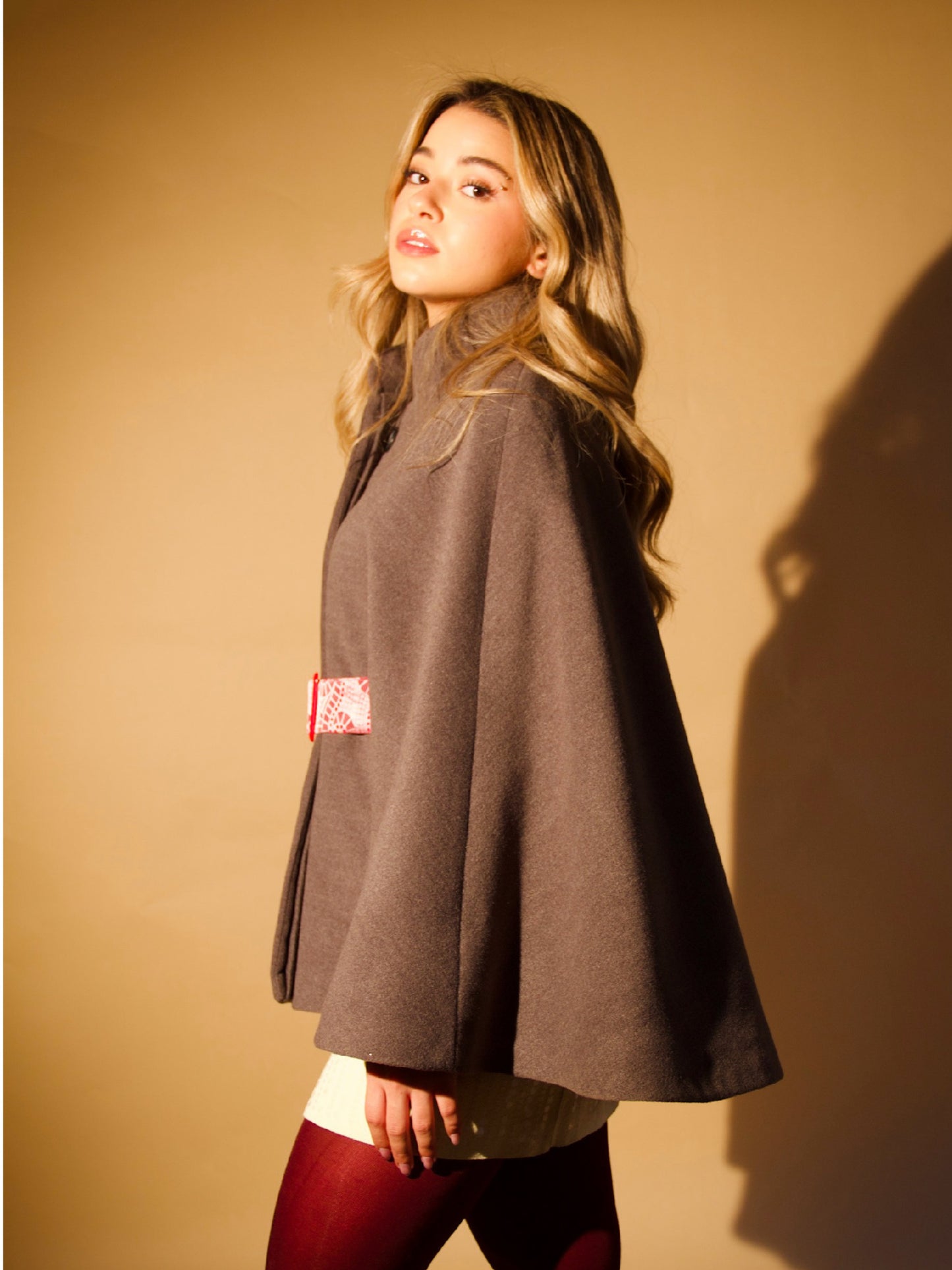 FLUTTER KIMONO IN RED