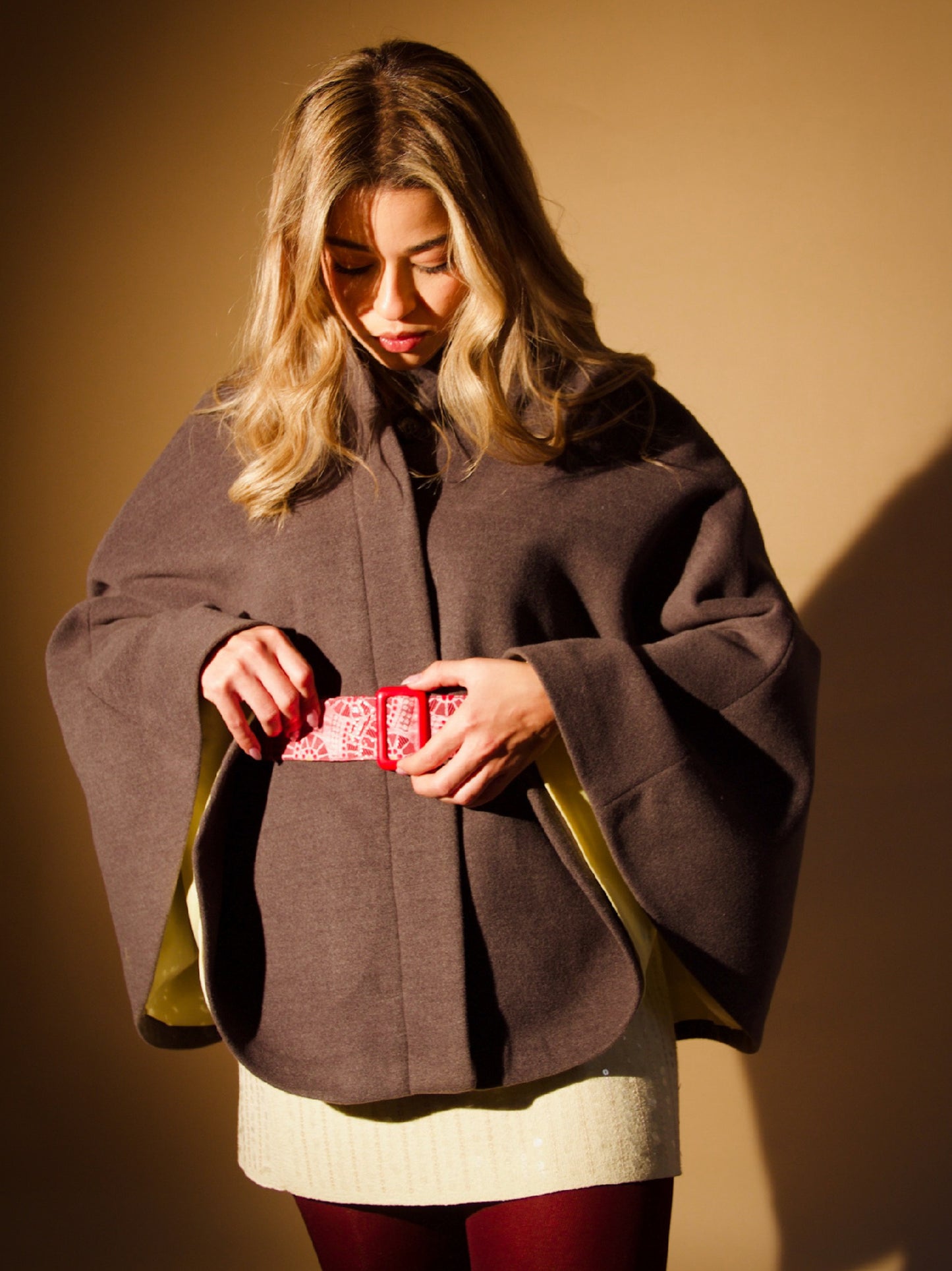FLUTTER KIMONO IN RED