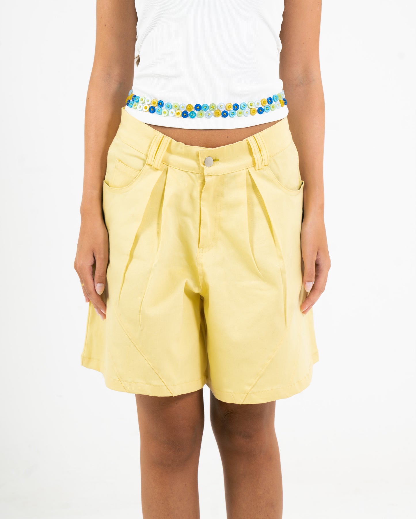 PANEL JORTS IN BUTTER